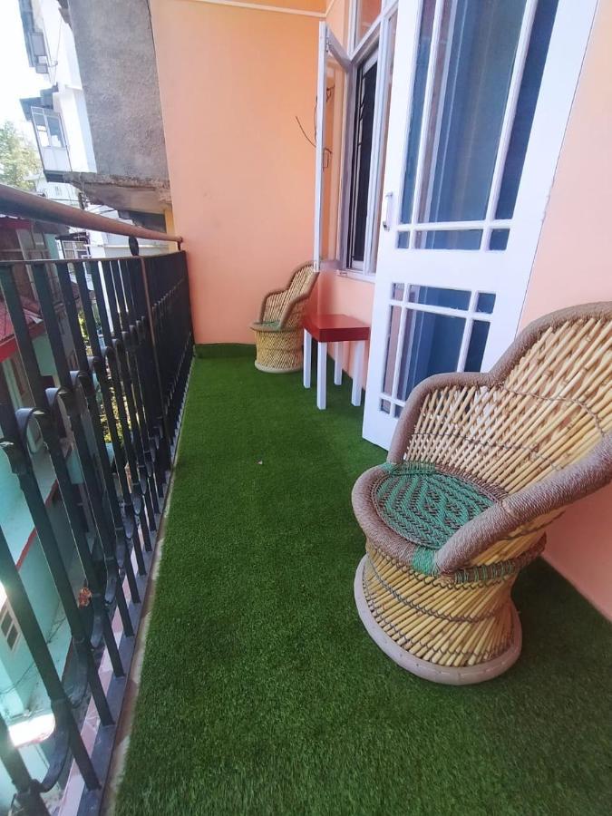 Deluxe Homestay Apartments With Kitchen In Šimla Exteriér fotografie